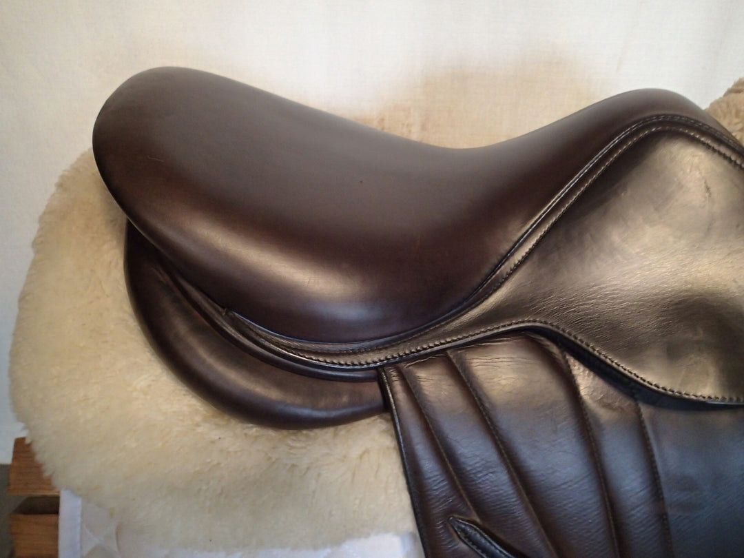 15" Butet Premium Saddle - Full Calfskin - 2021 - L Seat - 0 Flaps - 4.5" dot to dot