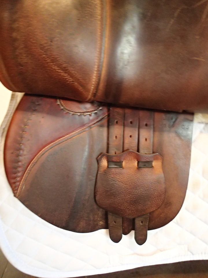 16" Butet Saddle - 2005 - L Seat - 1.5 Flaps - 4" dot to dot