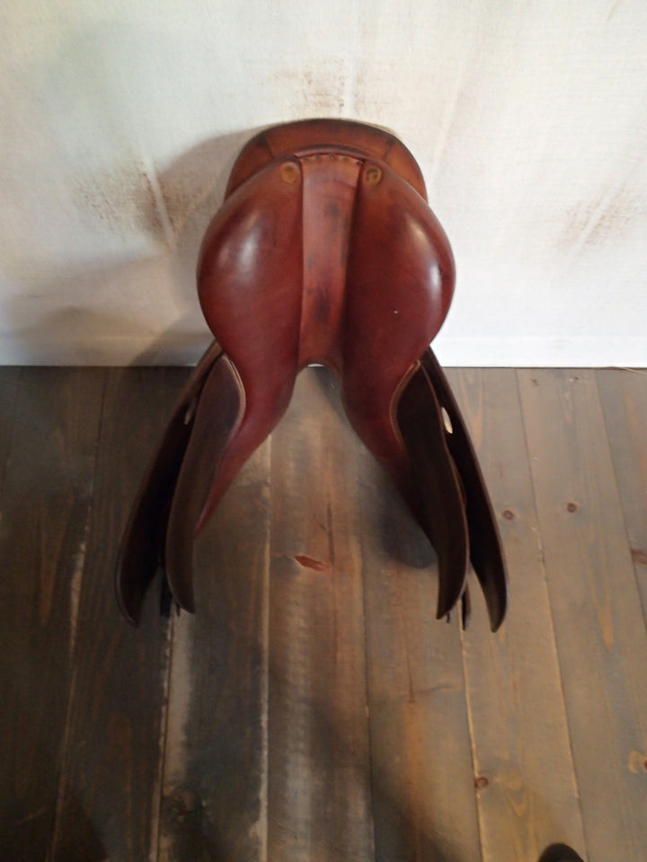 16" Butet Saddle - 2005 - L Seat - 1.5 Flaps - 4" dot to dot