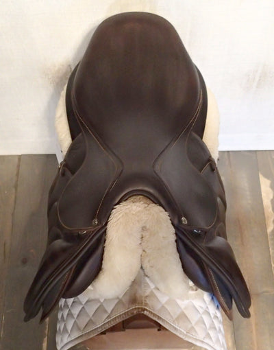 17.5" Devoucoux Biarritz Lab Saddle - Full Buffalo - 2016 - 2A Flaps - 4.75" dot to dot