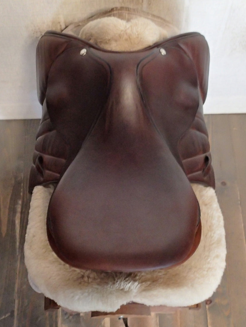 16" Butet Premium Saddle - Full Calfskin - 2020 - L Seat - 1.75 Flaps - Wool Flocked - 4.5" dot to dot (325)