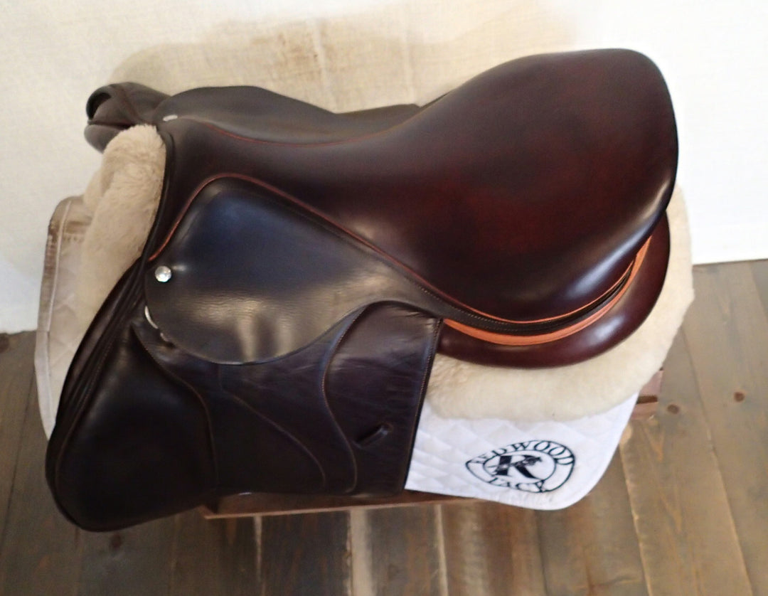 17.5" Devoucoux Biarritz O Saddle - Full Buffalo -2017 -  3AAB Flaps - 4.75" dot to dot