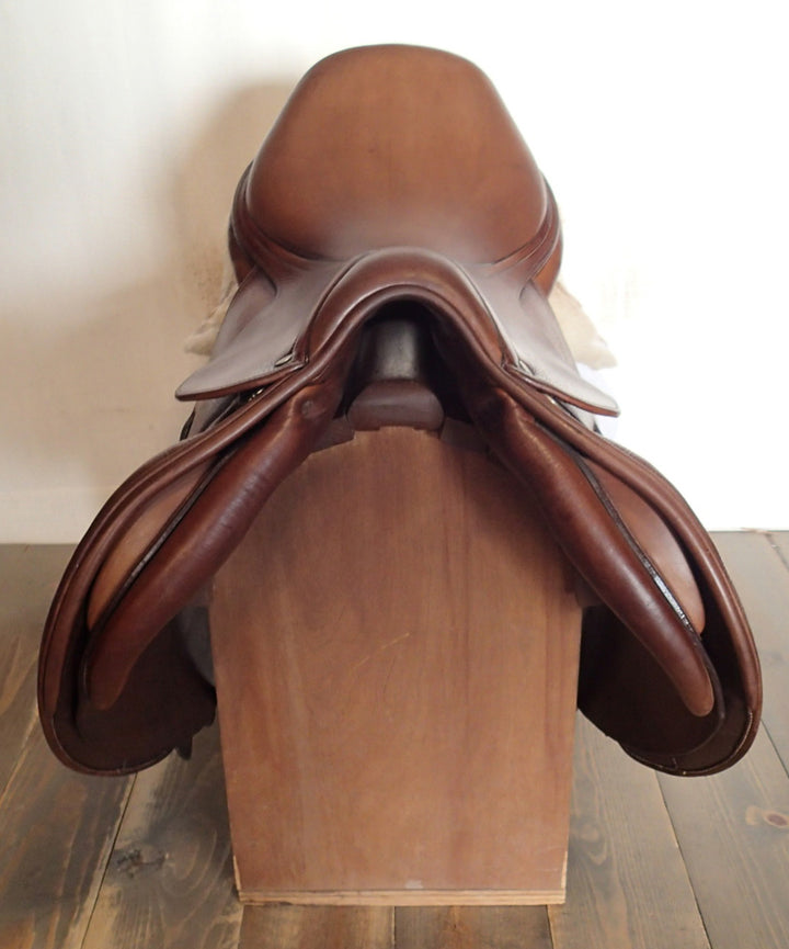 17.5" Antares Saddle - Full Buffalo - 2010 - 3 Flaps - 4.75" dot to dot