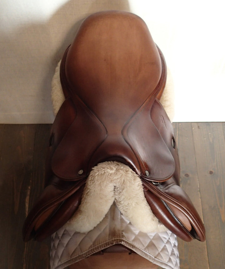 17.5" Antares Saddle - Full Buffalo - 2010 - 3 Flaps - 4.75" dot to dot