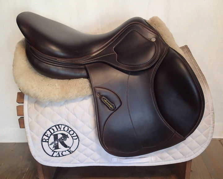 17.5" Amerigo Pinerolo DJ Salto Saddle - Full Buffalo - 2021 - Wool Flocked - 4.75" dot to dot (329)