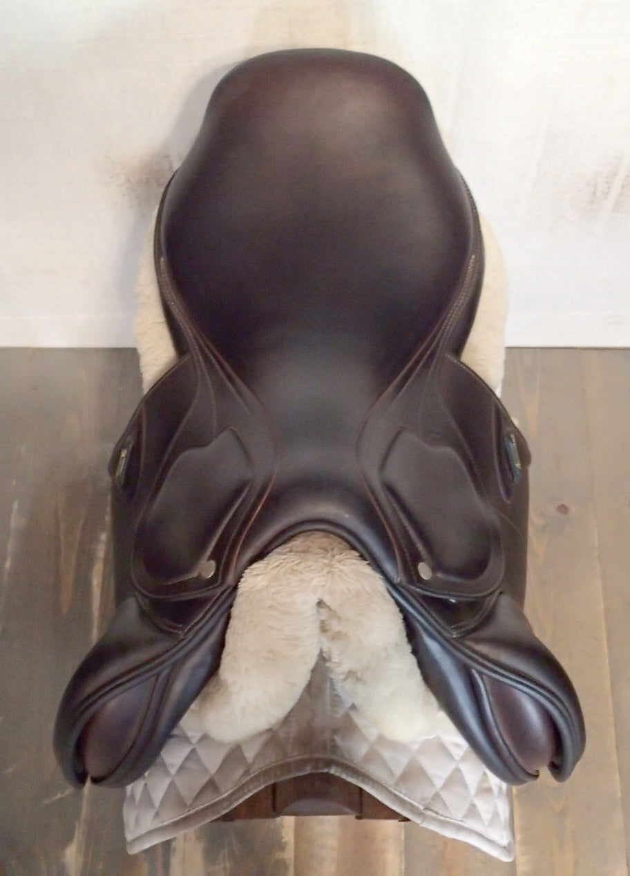17.5" Amerigo Pinerolo DJ Salto Saddle - Full Buffalo - 2021 - Wool Flocked - 4.75" dot to dot (329)