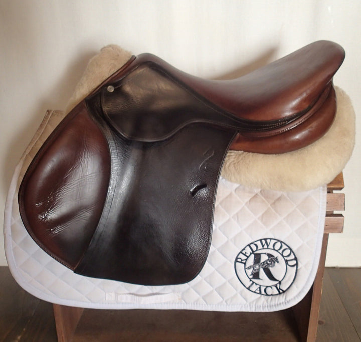 17.5" Antares Evolution Saddle - 2015 - 2A Flaps - 5" dot to dot