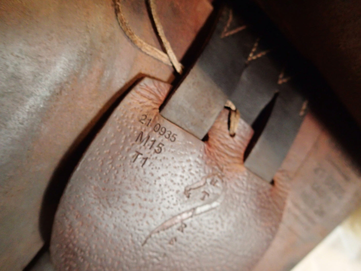 17.5" Voltaire Palm Beach Saddle - Full Buffalo - 2023 - 2A Flaps - 4.75" dot to dot - Pro Panels