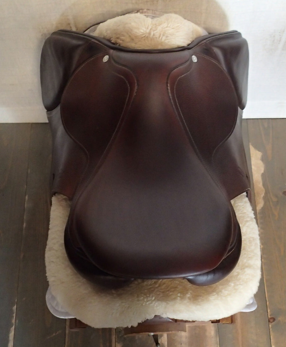 17.5" Voltaire Palm Beach Saddle - Full Buffalo - 2023 - 2A Flaps - 4.75" dot to dot - Pro Panels