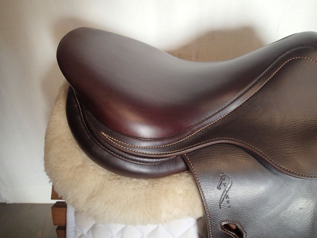 17" Antares Contact Saddle - Full Buffalo - 2021 - 2AB Flaps - 4.75" dot to dot