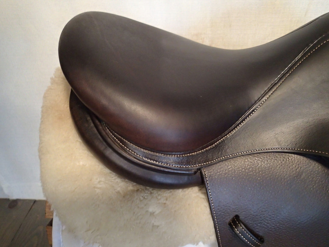 16" Voltaire Palm Beach Saddle - 2017 - 1 Flaps - 4.75" dot to dot - Pro Panels