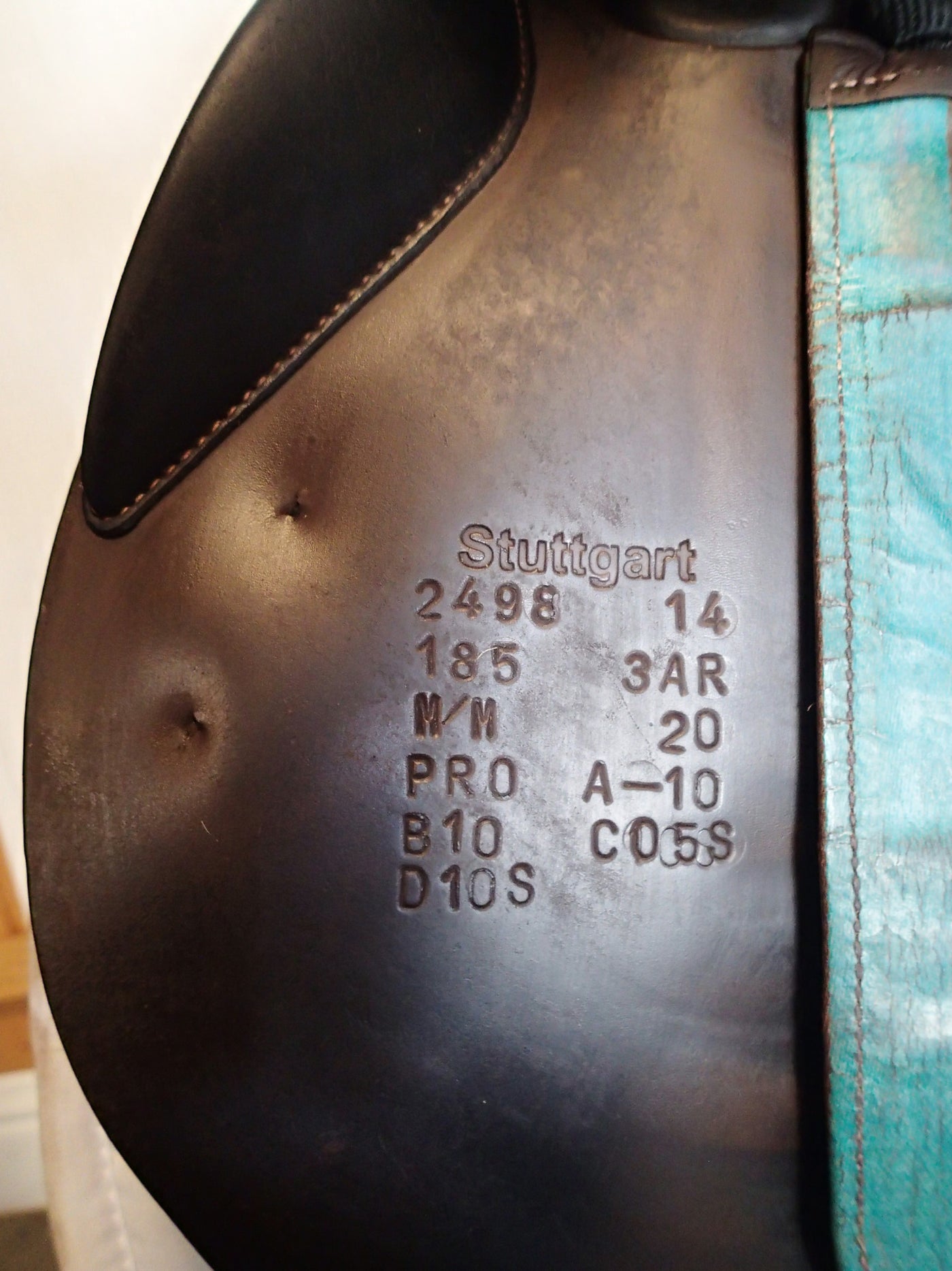 18.5" Voltaire Stuttgart Saddle - Full Buffalo - 2014 - 3AR Flaps - 4.75" dot to dot - Pro Panels