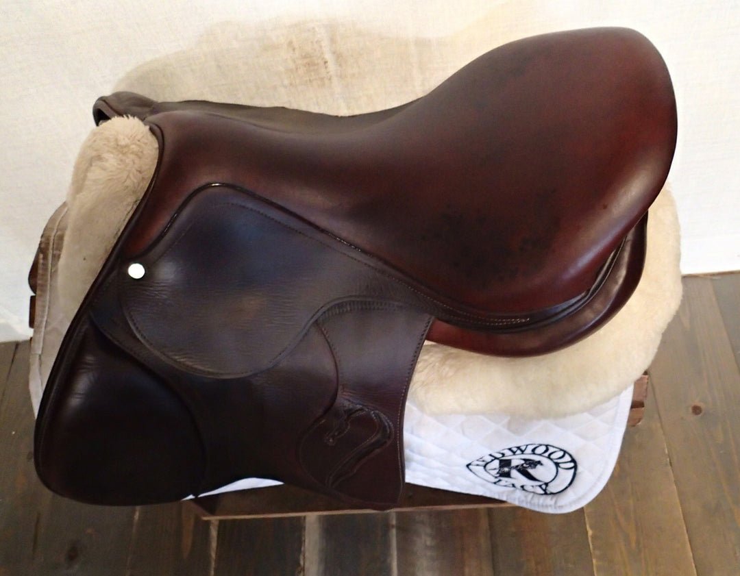 17.5" Antares Evolution Saddle - Full Buffalo - 2019 - 2AB Flaps - 4.75" dot to dot