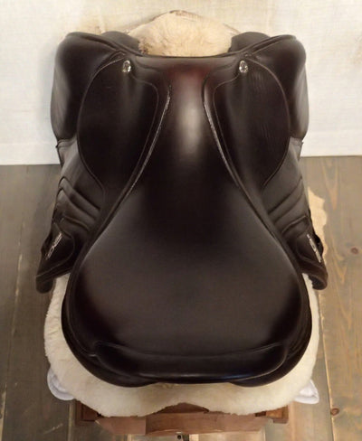 17" Devoucoux Biarritz S Saddle - Full Buffalo - 2022 - 2AA Flaps - 4.75" dot to dot