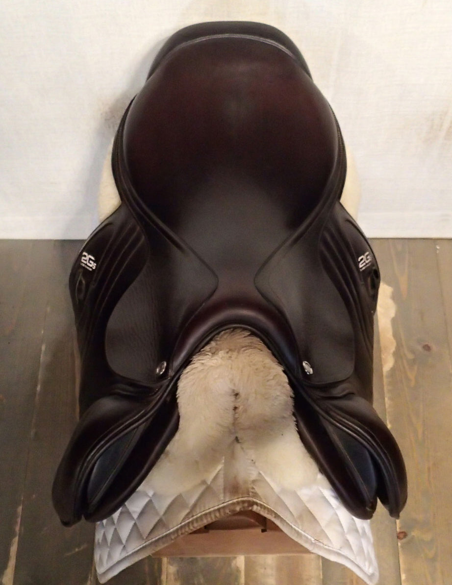 17" Devoucoux Biarritz S Saddle - Full Buffalo - 2022 - 2AA Flaps - 4.75" dot to dot