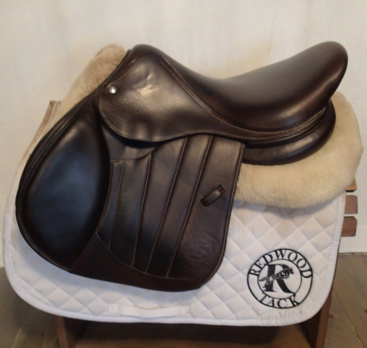 17" Forestier by Voltaire Seoul Saddle - Full Buffalo - 2023 - 1A Flaps - 4.75" dot to dot - Pro Panels