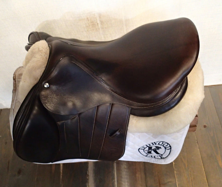 17" Forestier by Voltaire Seoul Saddle - Full Buffalo - 2023 - 1A Flaps - 4.75" dot to dot - Pro Panels