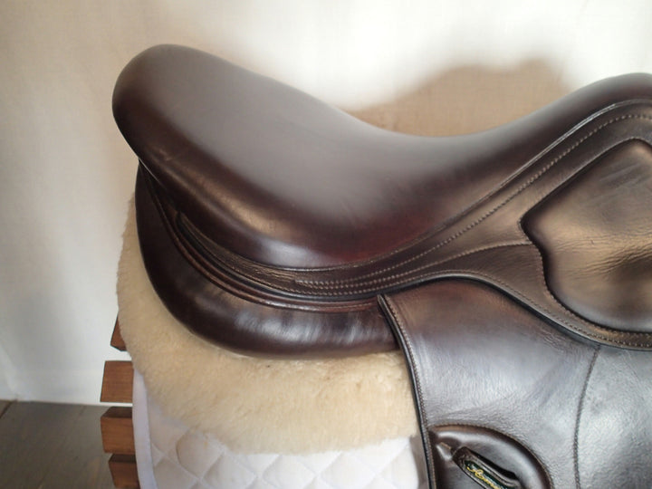 17.5" Amerigo Pinerolo Saddle - Wool Flocked- Full Buffalo - 2017 - 4.5" dot to dot