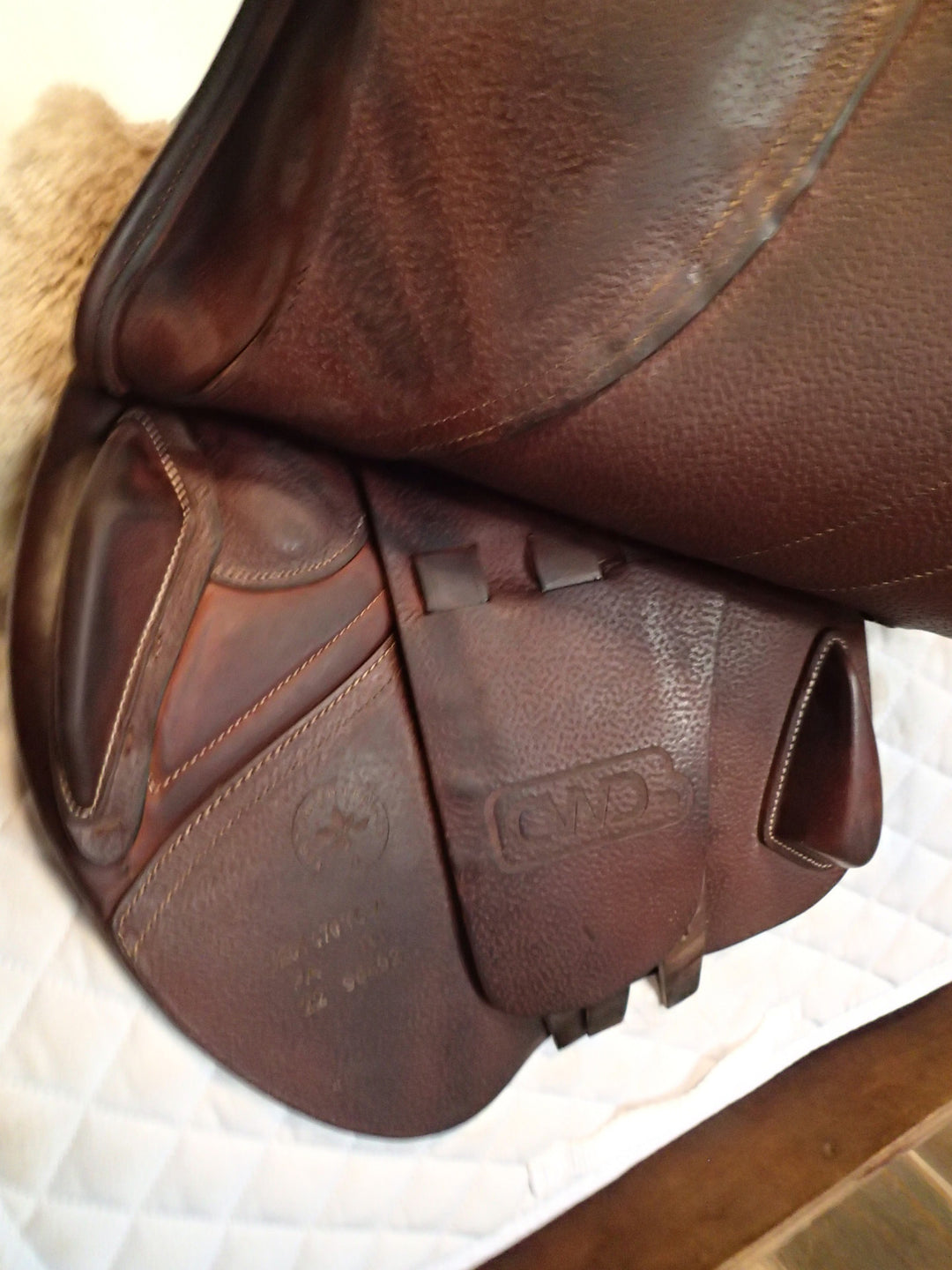 17" CWD Saddle - Full Buffalo - 2022 - 2L Flaps - SE01 - Pro Panels (358)