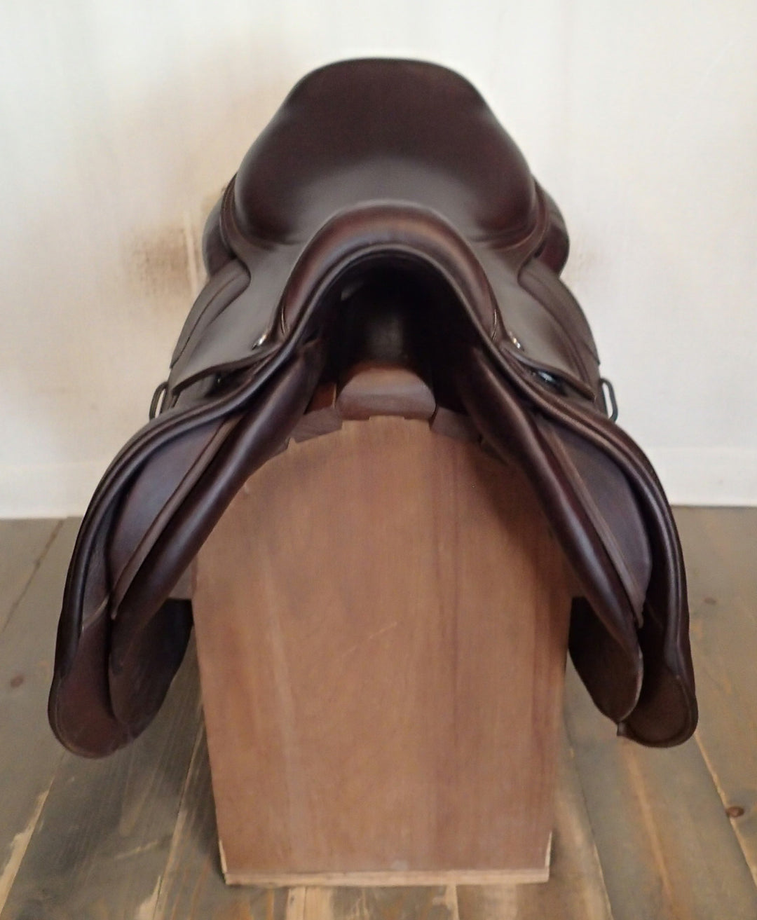 17" CWD Saddle - Full Buffalo - 2022 - 2L Flaps - SE01 - Pro Panels (358)