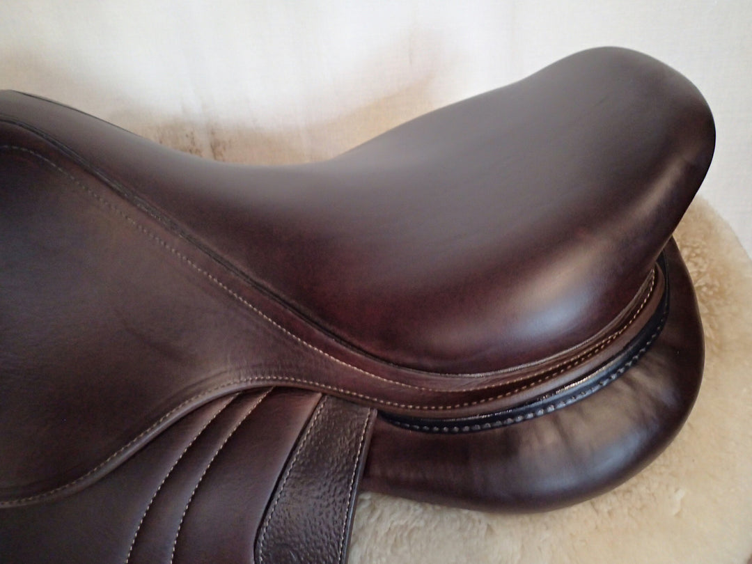 17" CWD Saddle - Full Buffalo - 2022 - 2L Flaps - SE01 - Pro Panels (358)