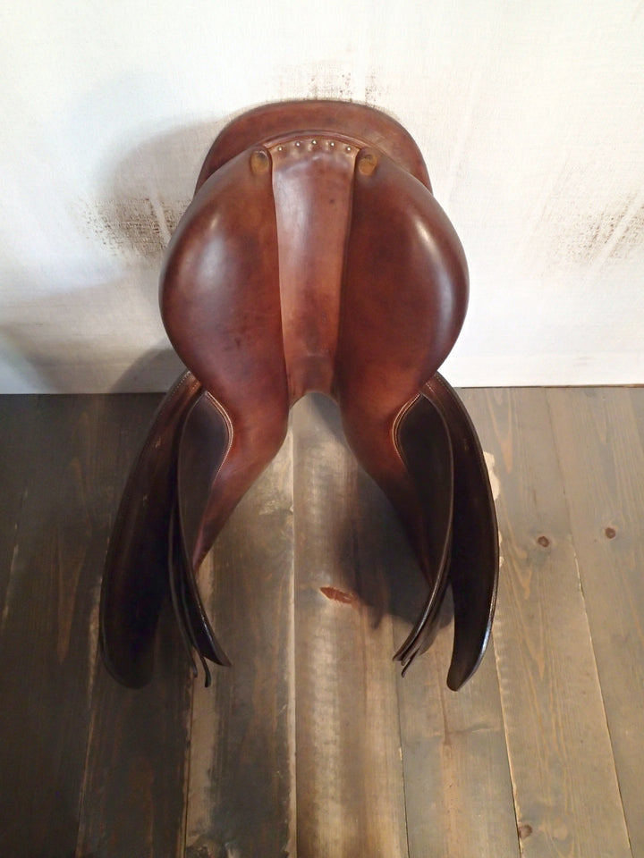 18" Butet Premium Saddle - Full Calfskin - 2013 - P Seat - 2 Flaps - 4.25" dot to dot (364)