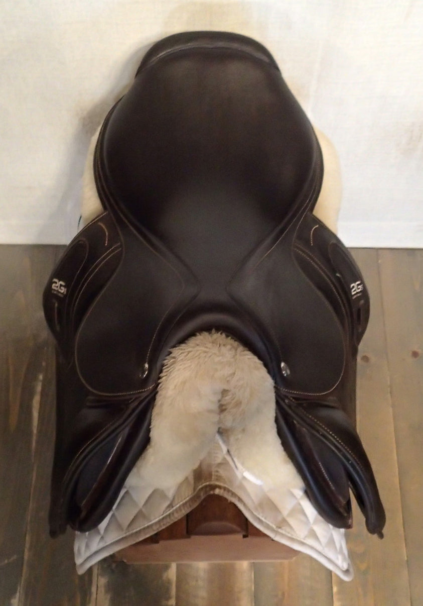 17.5" CWD Hunter 2Gs Saddle - Full Buffalo - 2016 - 3L Flaps - SE30 - 4.5" dot to dot - Pro Panels