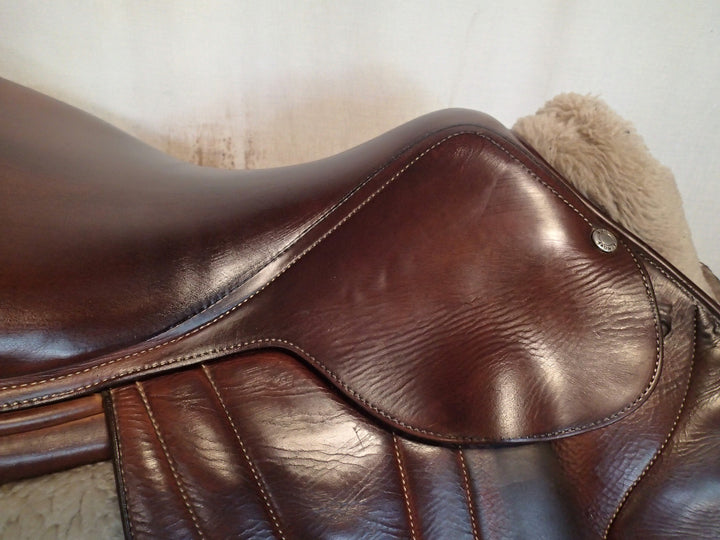 18" Butet Premium Saddle - Full Calfskin - 2013 - P Seat - 2 Flaps - 4.25" dot to dot (364)