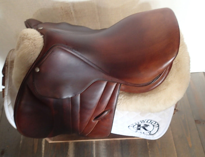 16" Butet Premium Saddle - Full Calfskin - 2015 - M Seat - 2 Flaps - 4.25" dot to dot