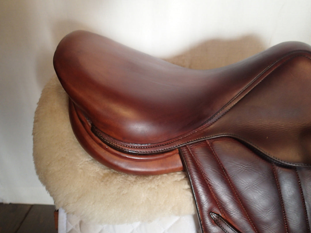 16" Butet Premium Saddle - Full Calfskin - 2015 - M Seat - 2 Flaps - 4.25" dot to dot