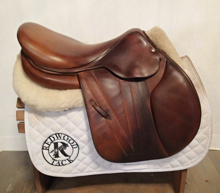 17.5" Butet Premium Saddle - Full Calfskin - 2013 - M Seat - 2.25 Flaps - 4.5" dot to dot