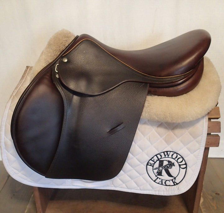 17" Luc Childeric Model M Saddle - 2014 - 4.5" dot to dot