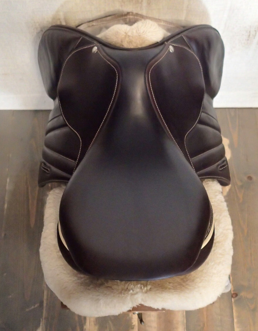 17" Butet Premium Saddle - Full Calfskin - 2023 - L Seat - 2.25 Flaps - 4.25" dot to dot (376)