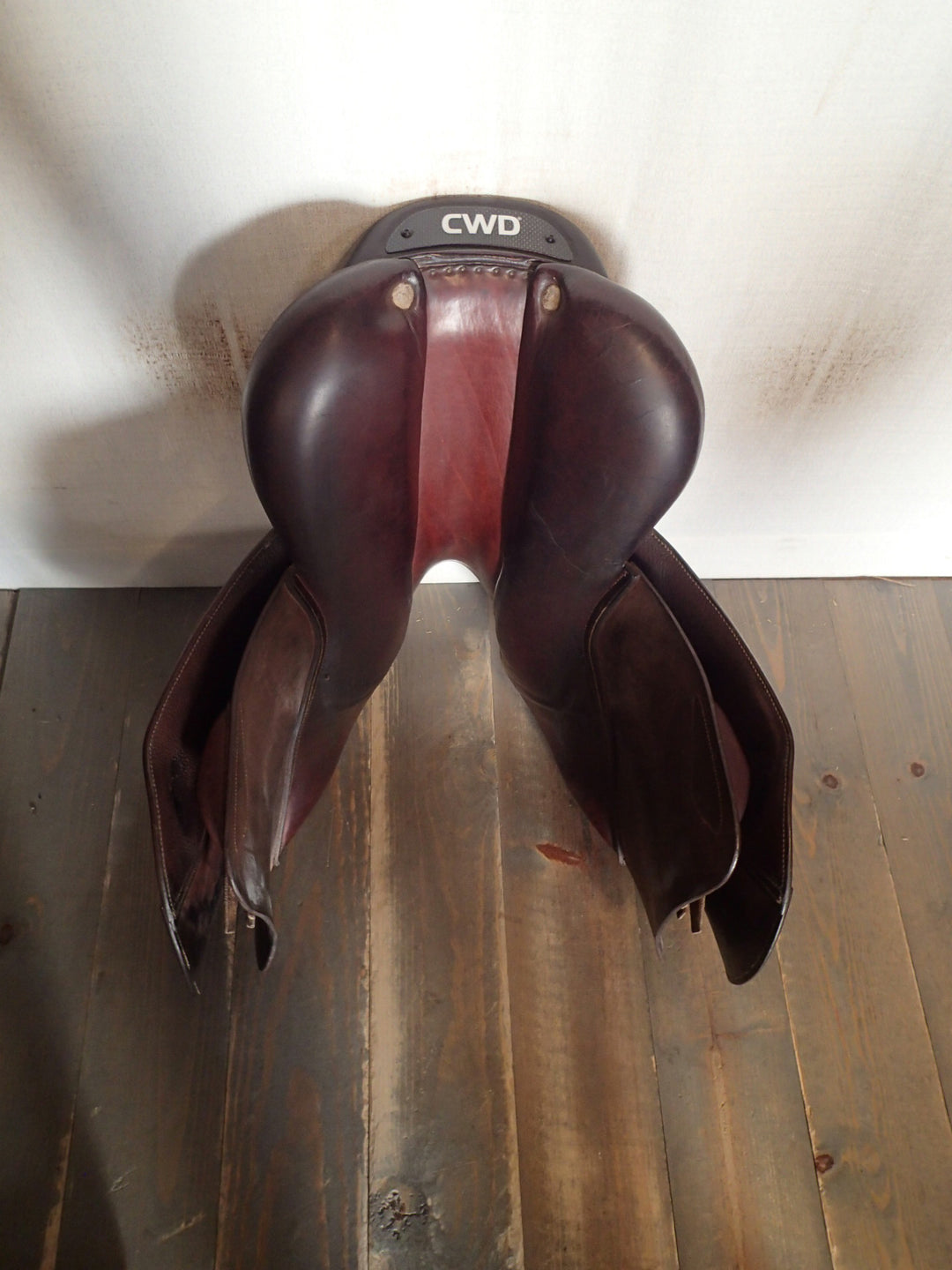 17.5" CWD Hunter 2Gs Saddle - 2016 - 3C Flaps - SE29 - 4.5" dot to dot - Pro Panels