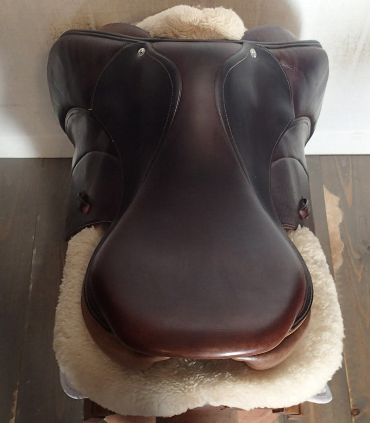 17.5" Voltaire Palm Beach Saddle - Full Buffalo - 2013 - 2A Flaps - 4.75" dot ot dot - Pro Panels