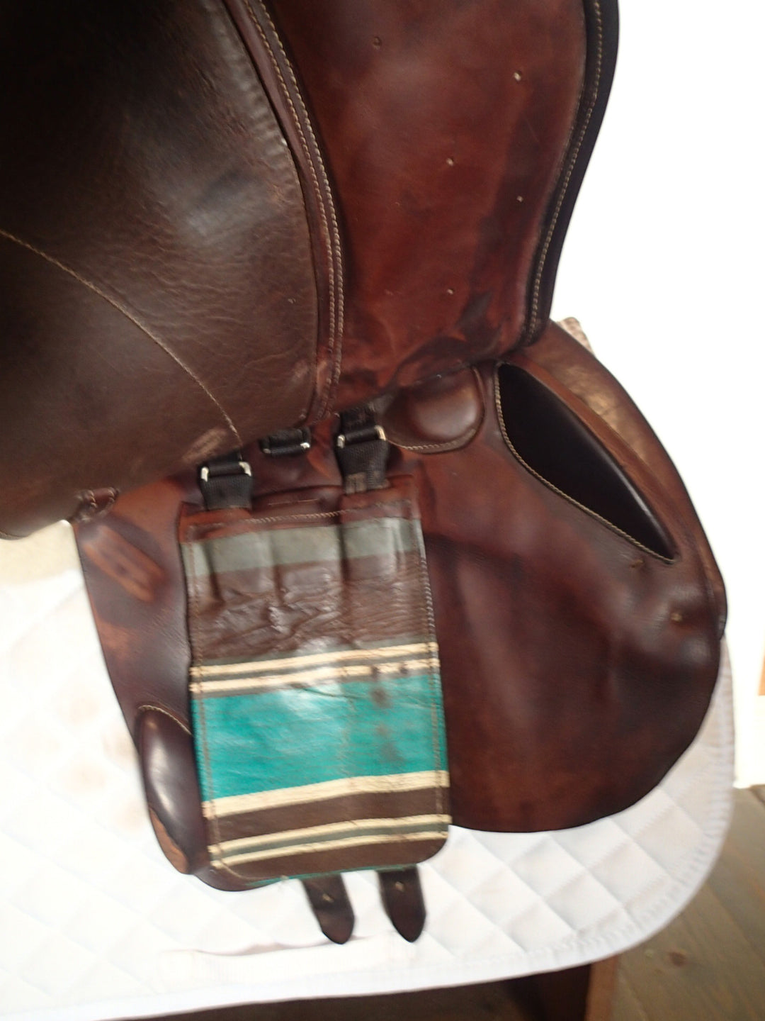 17.5" Voltaire Palm Beach Saddle - Full Buffalo - 2013 - 2A Flaps - 4.75" dot ot dot - Pro Panels