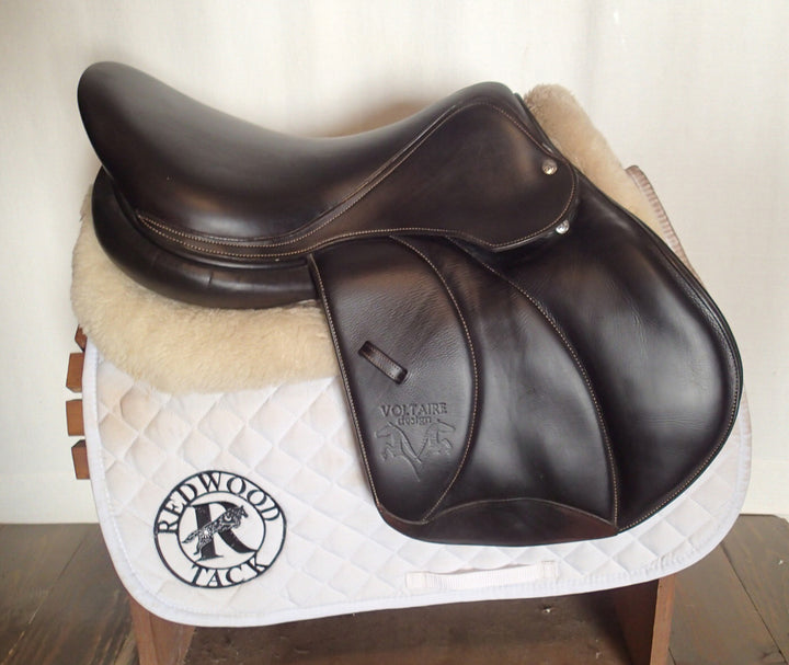 17.5" Voltaire Stuttgart Saddle - Full Buffalo - 2019 - 2A Flaps - 4.5" dot to dot - Pro Panels