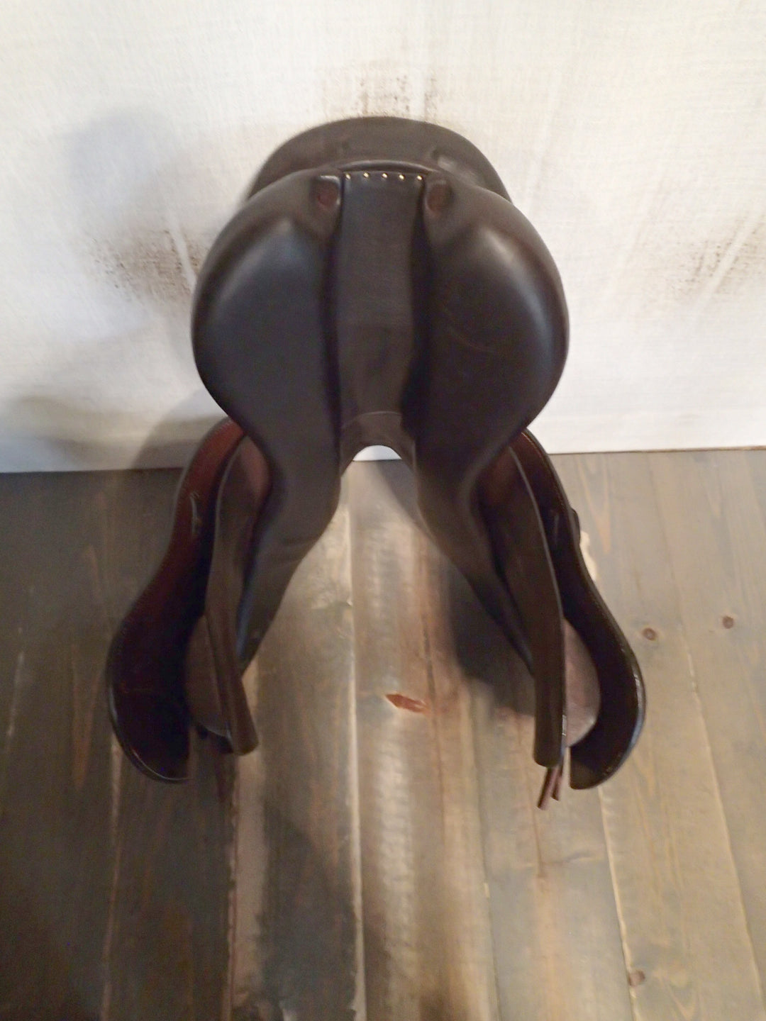 17.5" Voltaire Palm Beach Saddle - Full Buffalo - 2022 - 2A Flaps - 4.75" dot to dot - Pro Panels (386)