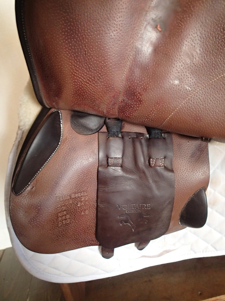 17" Voltaire Palm Beach Saddle - 2022 - Full Buffalo - 2AA Flaps - 4.75" dot to dot - Pro Panels