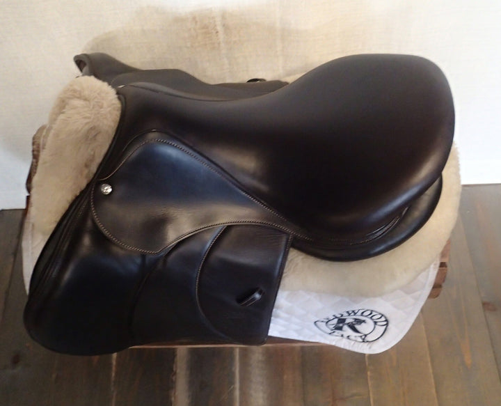 17" Voltaire Palm Beach Saddle - Full Buffalo - 2019 - 2AA Flaps - 5" dot to dot - FIN Panels