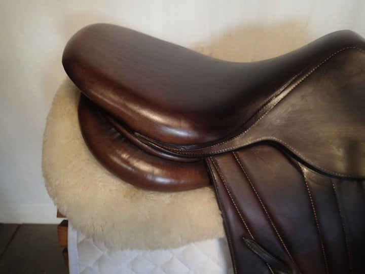 16" Butet Premium Saddle - Full Calfskin - 2022 - P Seat - 2.25 Flaps - 4.5" dot to dot