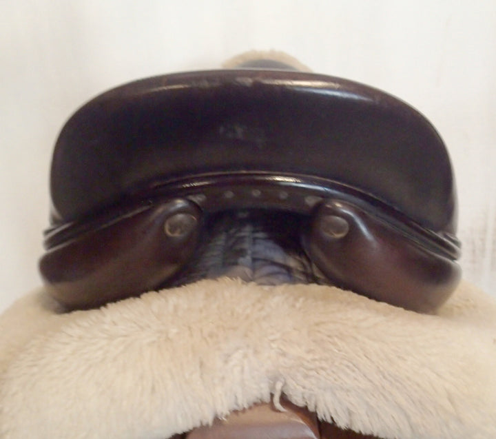 17" Butet Premium Saddle - Full Calfskin - 2008 - C Seat - 2.5 Flaps - 4.5" dot to dot (395)