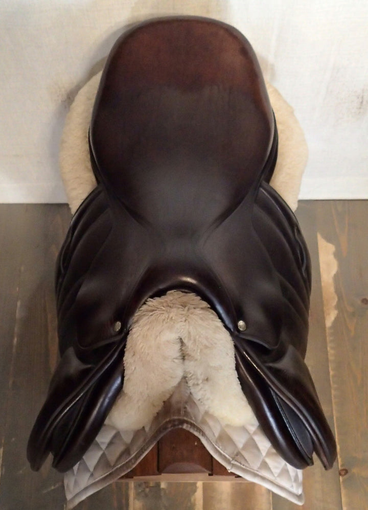 17" Butet Premium Saddle - Full Calfskin - 2008 - C Seat - 2.5 Flaps - 4.5" dot to dot (395)