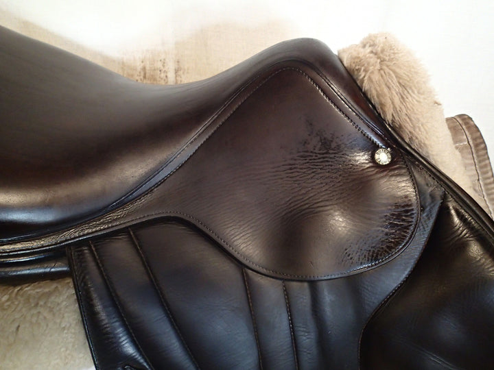 17" Butet Premium Saddle - Full Calfskin - 2008 - C Seat - 2.5 Flaps - 4.5" dot to dot (395)