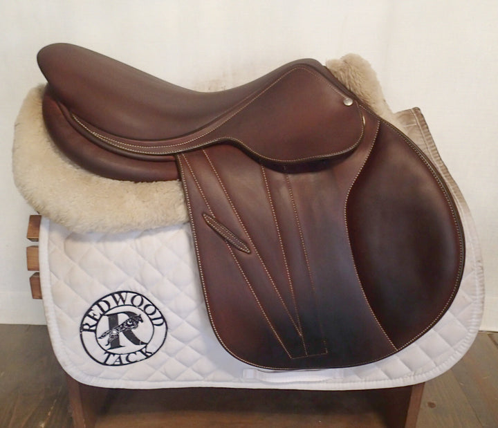 17.5" Butet Premium Saddle - Full Calfskin - 2025 - L Seat - 2.25 Flaps - 4.25" dot to dot (397)