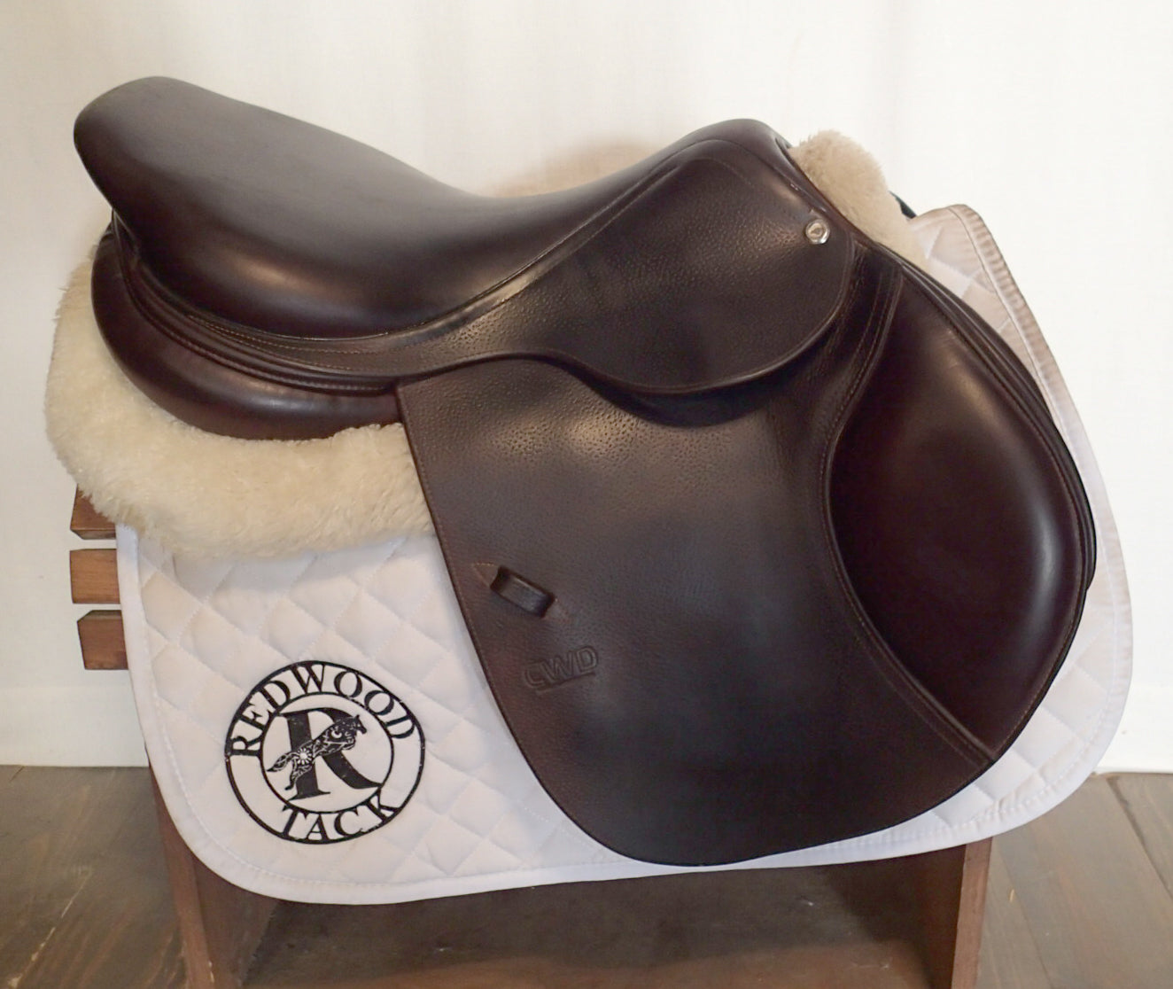 18" Antares Skylla Saddle - Full Calfskin - 2022 - 3A Flaps - 4.75" dot to dot