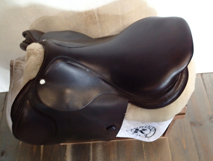 18" CWD Saddle - 2015 - 2C Flaps - SE01 - 4.25" dot to dot