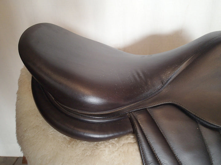 16.5" Butet Premium Saddle - Full Calfskin - 2019 - M Seat - 2.25C Flaps - 4.25" dot to dot