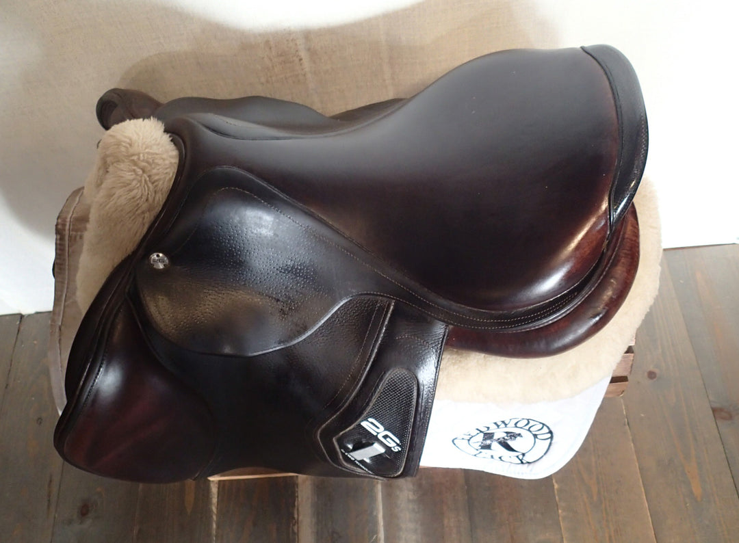 17.5" CWD 2Gs Saddle - 2015 - 3C Flaps - SE25 - 4.5" dot to dot