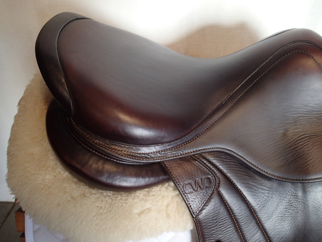 16.5" CWD Hunter Mademoiselle Saddle - Full Buffalo - 2021 - 2L Flaps - SE38 - Pro Panels